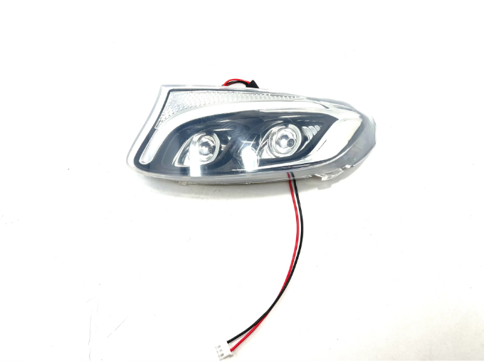 “High-Quality 12V Mercedes GLC Headlight – Genuine Replacement for Optimal Visibility”